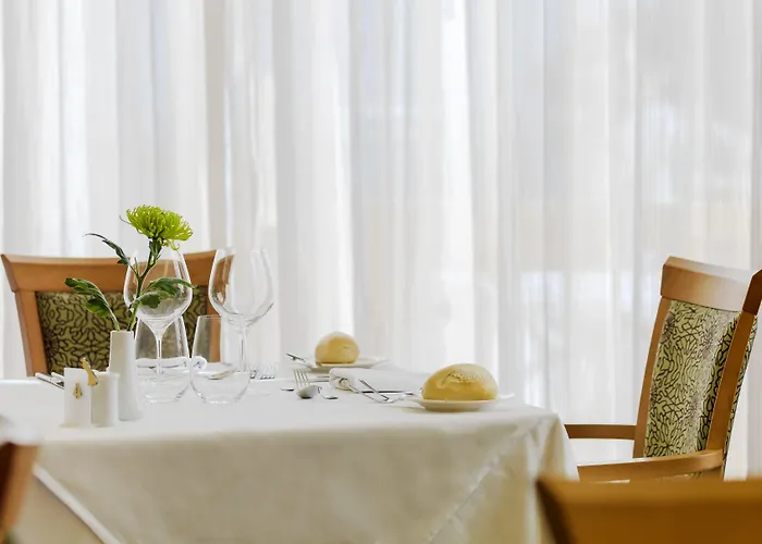 Xq帕拉赛特酒店 酒店 4*