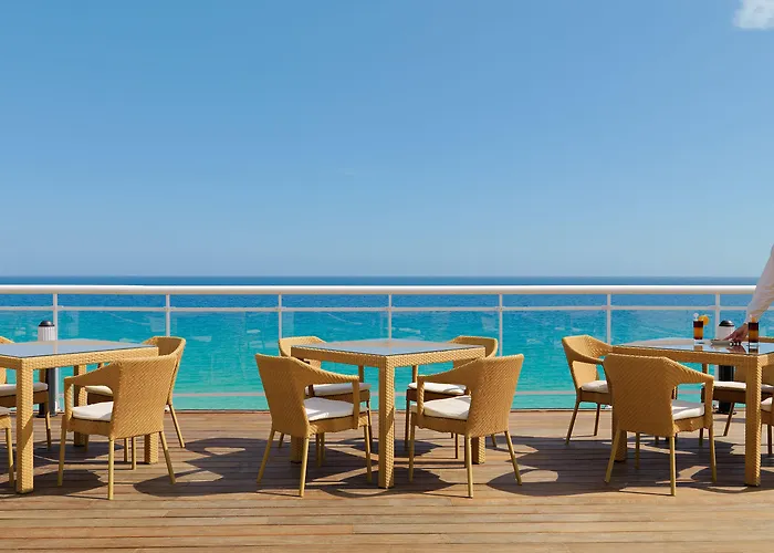 Xq帕拉赛特酒店 4* 莫罗德哈布雷